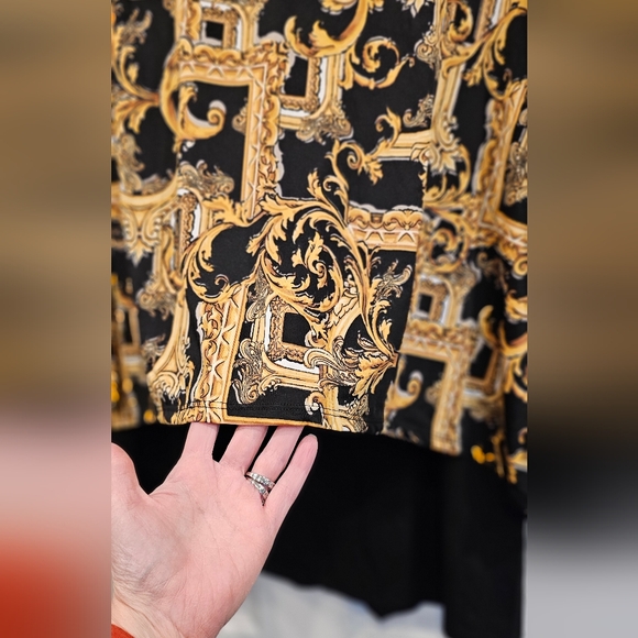 132 - Versace Inspired Baroque Print Blouse - Picture 2 of 8